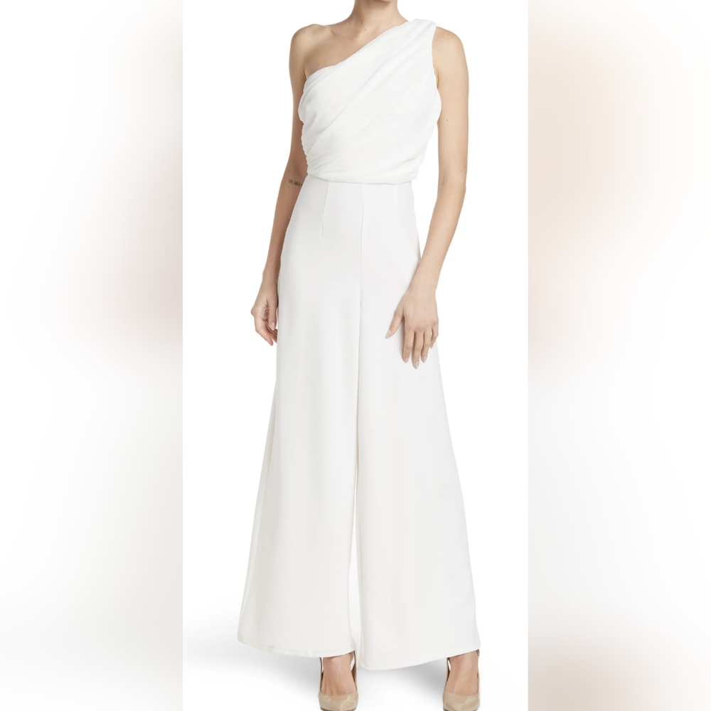 One shoulder wide leg jumpsuit